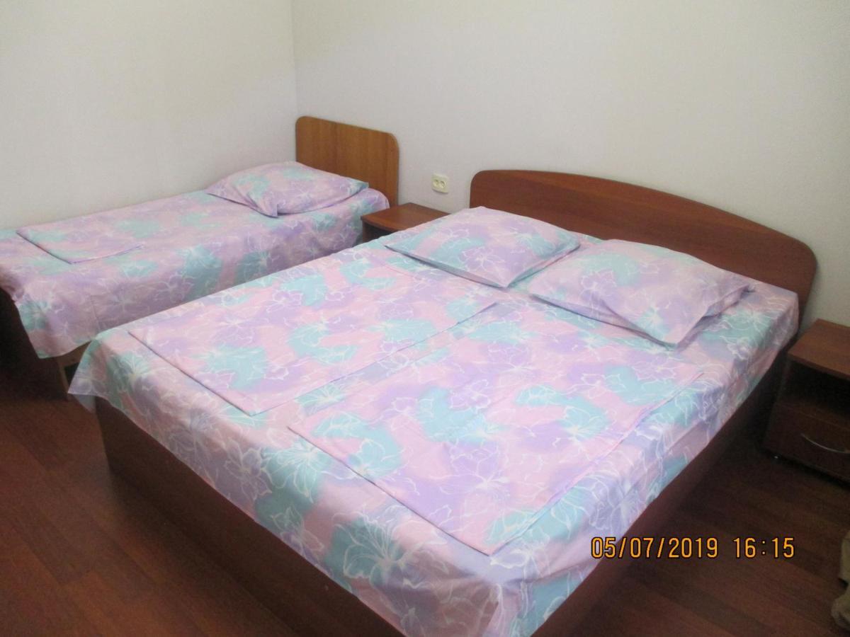 Guest House У Маргариты Gagra Exterior photo